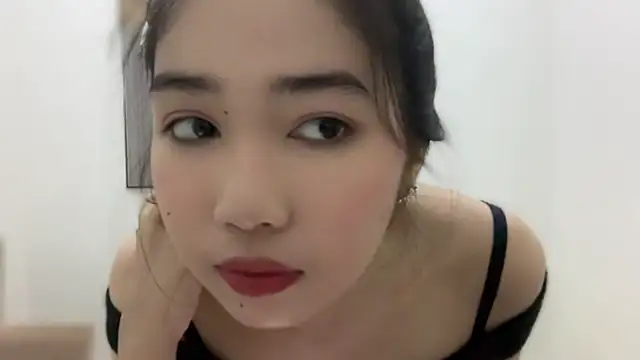 Snapshot of Angelic_bitchy chatting on 10, 6, 2026 Angelic bitchy online show from 10, 6, 2026