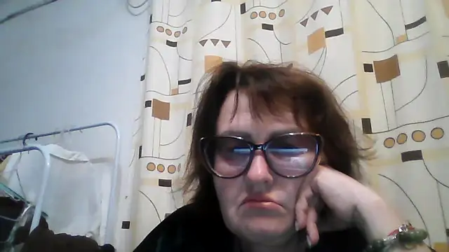 Snapshot of ErikaXShine chatting on 15, 6, 2026 ErikaXShine online show from 15, 6, 2026