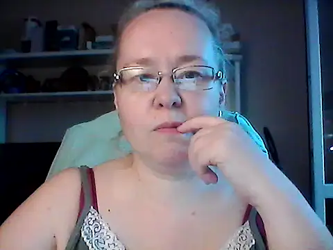 Snapshot of Viola27 chatting on 1, 7, 2026 Viola27 online show from 1, 7, 2026