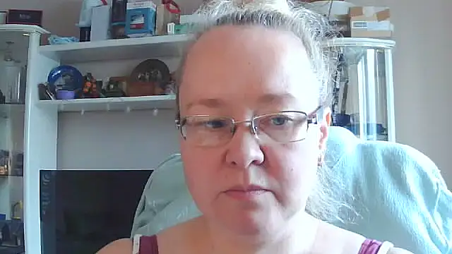 Snapshot of Viola27 chatting on 15, 7, 2026 Viola27 online show from 15, 7, 2026