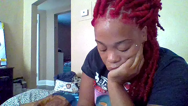 Snapshot of BoujieDee chatting on 13, 7, 2026 BoujieDee online show from 13, 7, 2026