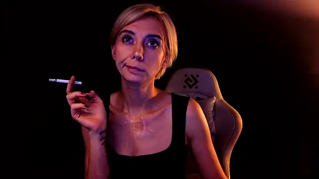 Snapshot of Blondice_ann chatting on 26, 7, 2026 Blondice ann online show from 26, 7, 2026