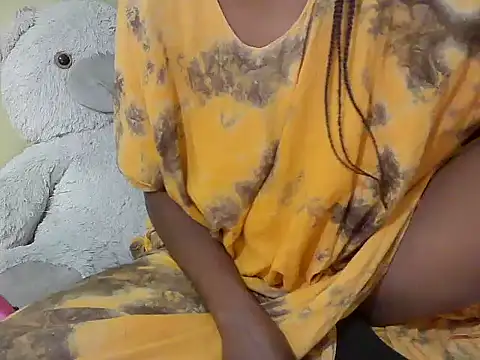 lilmomaa online show from 13, 7, 2026