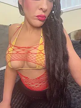 Snapshot of lindalove692003 chatting on 7, 6, 2026 lindalove692003 online show from 7, 6, 2026