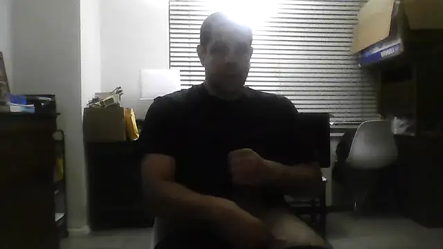 Snapshot of toosexy4myshirt chatting on 31, 7, 2026 toosexy4myshirt online show from 31, 7, 2026