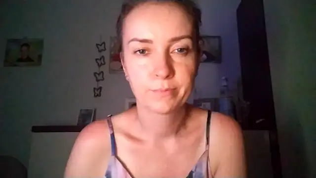 Snapshot of JenniferAlone chatting on 28, 6, 2026 JenniferAlone online show from 28, 6, 2026