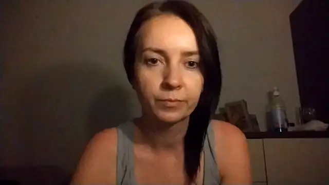 Snapshot of JenniferAlone chatting on 9, 7, 2026 JenniferAlone online show from 9, 7, 2026