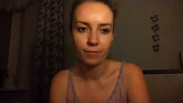 Snapshot of JenniferAlone chatting on 10, 7, 2026 JenniferAlone online show from 10, 7, 2026