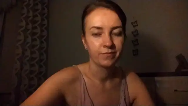Snapshot of JenniferAlone chatting on 17, 7, 2026 JenniferAlone online show from 17, 7, 2026