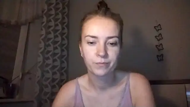 Snapshot of JenniferAlone chatting on 26, 7, 2026 JenniferAlone online show from 26, 7, 2026