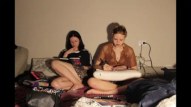 Snapshot of Catherine19Hunt chatting on 2, 7, 2026 Catherine19Hunt online show from 2, 7, 2026