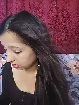 Snapshot of Queen_Rosyy chatting on 20, 7, 2026 Queen Rosyy online show from 20, 7, 2026