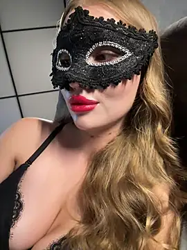 Snapshot of AlexandraMoore03 chatting on 4, 7, 2026 AlexandraMoore03 online show from 4, 7, 2026