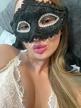 Snapshot of AlexandraMoore03 chatting on 6, 7, 2026 AlexandraMoore03 online show from 6, 7, 2026