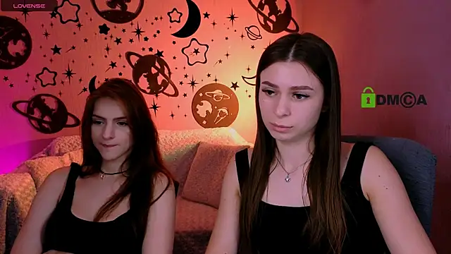 naomi perl online show from 30, 6, 2026