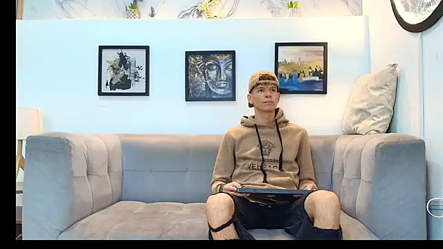 Snapshot of Hot_skinny_guys chatting on 13, 6, 2026 Hot skinny guys online show from 13, 6, 2026