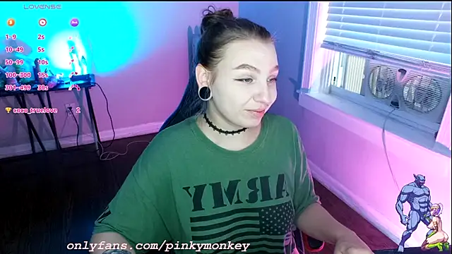 Snapshot of Victoria_Finally chatting on 10, 7, 2026 Victoria Finally online show from 10, 7, 2026