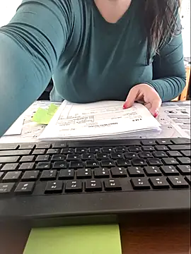 Snapshot of lucyladybug chatting on 15, 6, 2026 lucyladybug online show from 15, 6, 2026