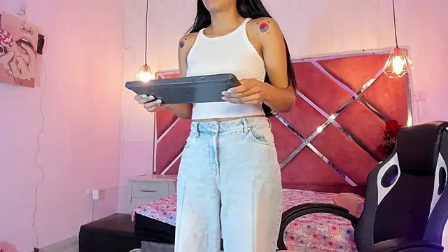 Snapshot of Carla_Alvez chatting on 12, 6, 2026 Carla Alvez online show from 12, 6, 2026