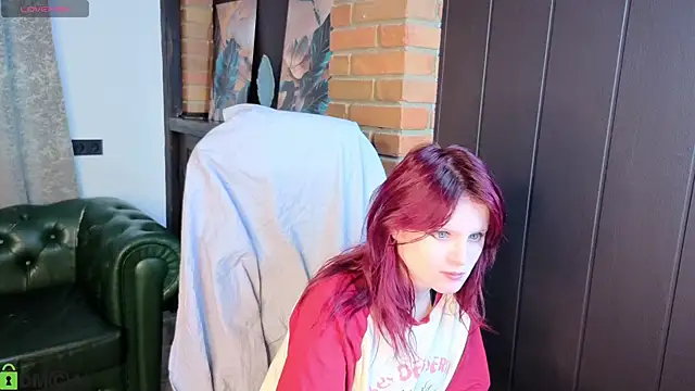 Snapshot of Fox__Cute chatting on 5, 8, 2026 Fox Cute online show from 5, 8, 2026