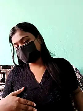 Snapshot of Sweathatamil chatting on 26, 6, 2026 Sweathatamil online show from 26, 6, 2026