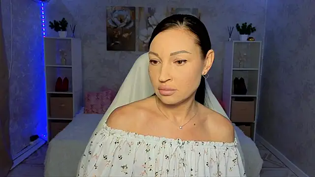 Snapshot of NikoleMills chatting on 13, 6, 2026 NikoleMills online show from 13, 6, 2026