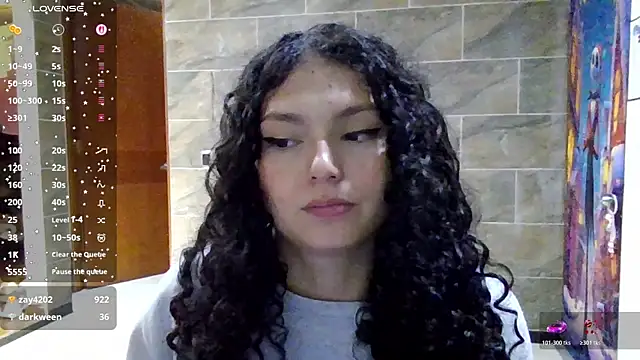 Snapshot of Diamond_Curls chatting on 28, 7, 2026 Diamond Curls online show from 28, 7, 2026