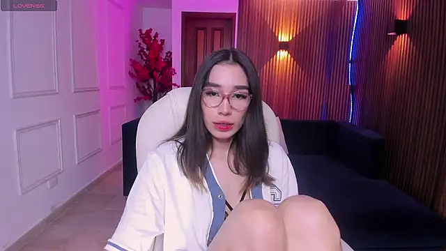 Snapshot of Emma_caarter_ chatting on 25, 6, 2026 Emma caarter online show from 25, 6, 2026