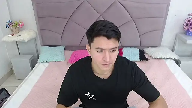 Snapshot of naho_alejo chatting on 17, 7, 2026 naho alejo online show from 17, 7, 2026