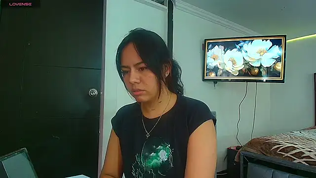 Snapshot of TaniaMendoza chatting on 10, 6, 2026 TaniaMendoza online show from 10, 6, 2026