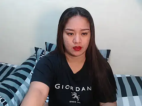 Snapshot of GorgeousPinay_x chatting on 18, 7, 2026 GorgeousPinay x online show from 18, 7, 2026