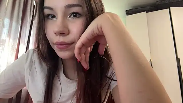 Snapshot of HotGirlMilla chatting on 30, 6, 2026 HotGirlMilla online show from 30, 6, 2026