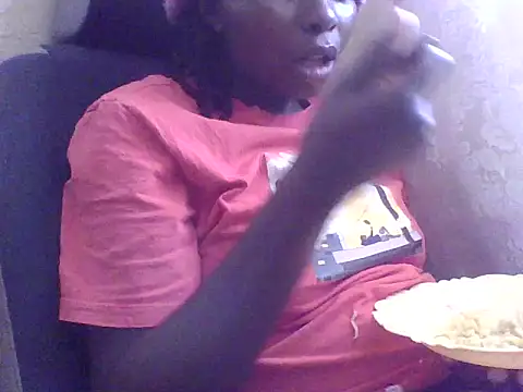 Snapshot of lucyswee chatting on 24, 7, 2026 lucyswee online show from 24, 7, 2026