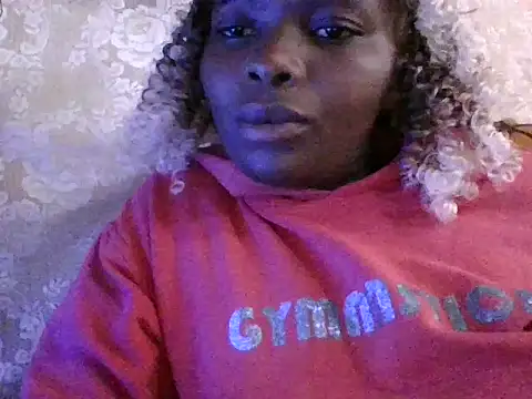 Snapshot of lucyswee chatting on 28, 7, 2026 lucyswee online show from 28, 7, 2026