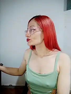 Snapshot of Lizz_369 chatting on 15, 7, 2026 Lizz 369 online show from 15, 7, 2026
