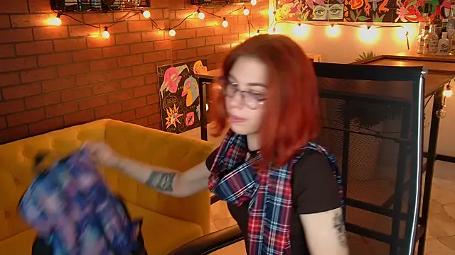 Snapshot of SeraphineDuskryn chatting on 2, 7, 2026 SeraphineDuskryn online show from 2, 7, 2026