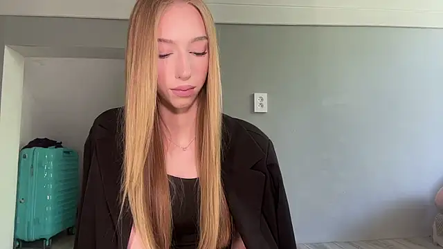 Snapshot of TraceyHowey chatting on 28, 6, 2026 TraceyHowey online show from 28, 6, 2026