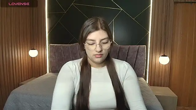 IsisRosee online show from 30, 6, 2026