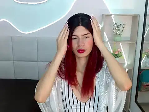 Jazmiin Rosee online show from 20, 6, 2026