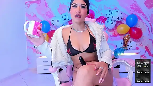 Snapshot of victoria_rosee1 chatting on 8, 7, 2026 victoria rosee1 online show from 8, 7, 2026