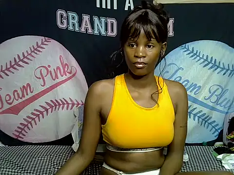 Snapshot of Queen_slay2 chatting on 27, 7, 2026 Queen slay2 online show from 27, 7, 2026