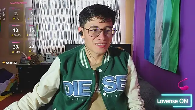 Snapshot of Angelito_Twink chatting on 21, 6, 2026 Angelito Twink online show from 21, 6, 2026