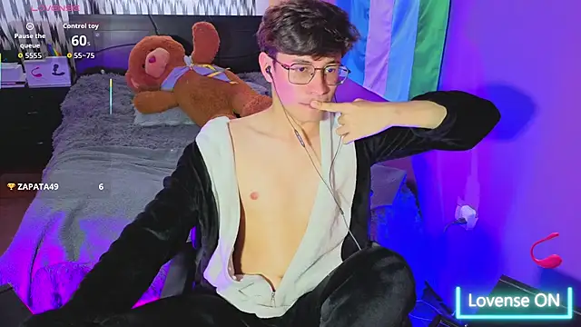 Snapshot of Angelito_Twink chatting on 6, 7, 2026 Angelito Twink online show from 6, 7, 2026