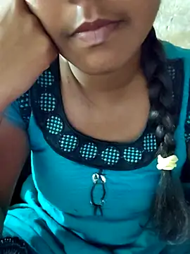 Snapshot of SRIDEVITELUGU19 chatting on 7, 7, 2026 SRIDEVITELUGU19 online show from 7, 7, 2026