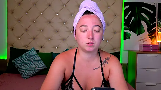 Snapshot of AVA_MAXIMUS chatting on 1, 7, 2026 AVA MAXIMUS online show from 1, 7, 2026