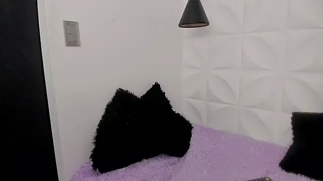 Snapshot of valerie__skinny chatting on 19, 6, 2026 valerie skinny online show from 19, 6, 2026