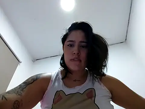 Snapshot of aisha_duque_ chatting on 27, 7, 2026 aisha duque online show from 27, 7, 2026