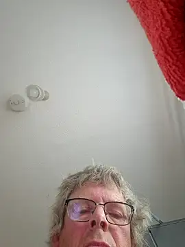 SeraphUK21 online show from 13, 6, 2026