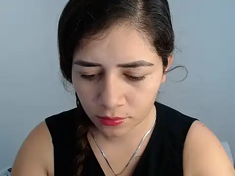 Snapshot of Luna_zoe chatting on 19, 6, 2026 Luna zoe online show from 19, 6, 2026