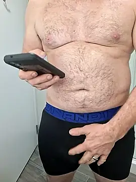sneakypeteyo1 online show from 28, 7, 2026